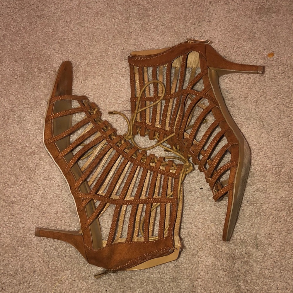 Report Heeled Sandals